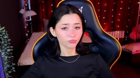 Kiara online show from June 17, 3:35 pm
