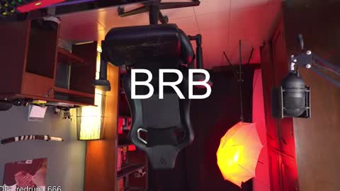 Snapshot of redrum_696 chatting on February 27, 8:20 pm Red online show from February 27, 8:20 pm