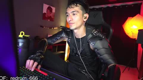 Snapshot of redrum_696 chatting on March 6, 4:38 pm Red online show from March 6, 4:38 pm