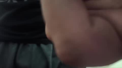 Snapshot of redsoul951869 chatting on September 11, 5:51 am RedsoulReaver online show from September 11, 5:51 am