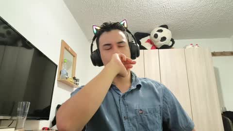 Snapshot of redsoul951869 chatting on September 15, 11:27 pm RedsoulReaver online show from September 15, 11:27 pm