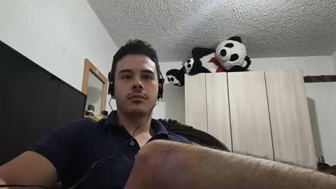 Snapshot of redsoul951869 chatting on September 21, 5:20 am RedsoulReaver online show from September 21, 5:20 am