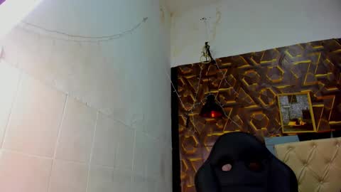 reed_kitty online show from December 17, 1:28 pm