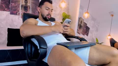 Regan online show from December 2, 1:11 am