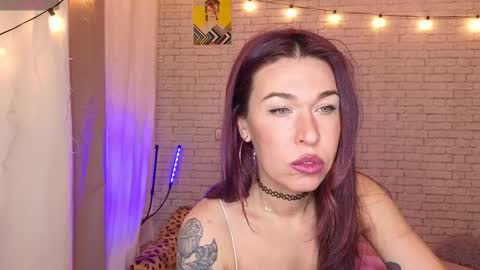 ReginaHawkinss online show from January 8, 11:56 am