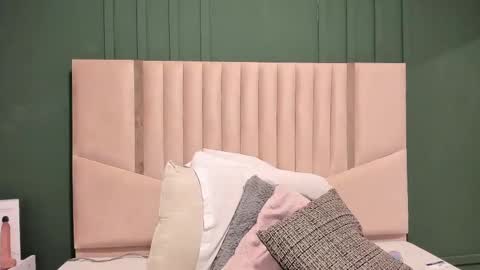 reginavegaa online show from February 10, 5:41 pm