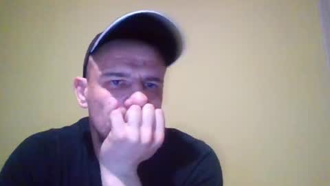 Snapshot of regularfucker29 chatting on May 19, 8:48 pm regularfucker29 online show from May 19, 8:48 pm