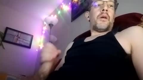 Snapshot of regularguy20 chatting on February 3, 11:09 am regularguy20 online show from February 3, 11:09 am