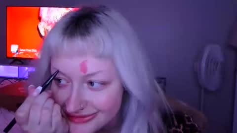 reiannmay online show from December 1, 3:44 am