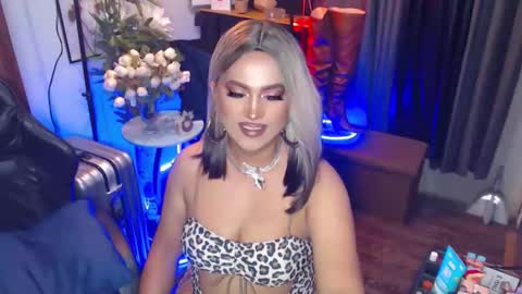 Red Ivy online show from March 4, 10:32 am