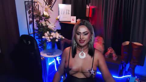 Red Ivy online show from March 16, 7:29 pm