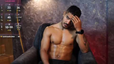 Snapshot of reik_von chatting on May 11, 4:04 pm Reik online show from May 11, 4:04 pm