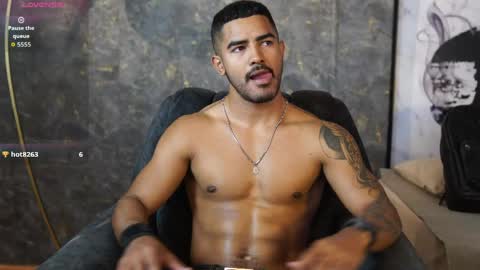 Snapshot of reik_von chatting on June 3, 2:33 pm Reik online show from June 3, 2:33 pm