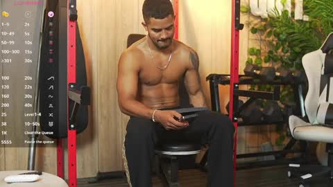 Snapshot of reik_von chatting on June 5, 2:23 pm Reik online show from June 5, 2:23 pm