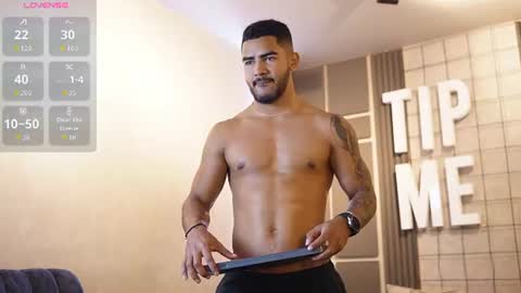 Snapshot of reik_von chatting on July 1, 12:40 pm Reik online show from July 1, 12:40 pm