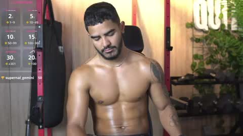 Snapshot of reik_von chatting on July 27, 1:51 pm Reik online show from July 27, 1:51 pm