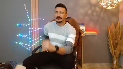   REIKO  online show from February 19, 4:14 pm