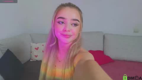 Snapshot of relax_time_ chatting on September 10, 3:23 pm Anna online show from September 10, 3:23 pm