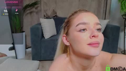 Snapshot of relax_time_ chatting on September 26, 3:27 pm Anna online show from September 26, 3:27 pm