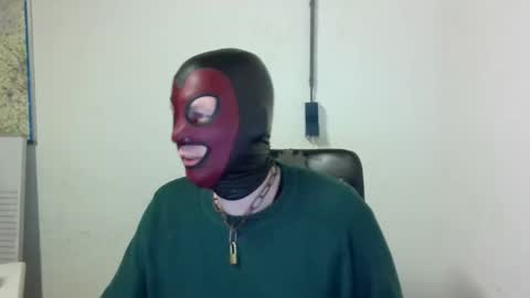 Snapshot of rem78a chatting on November 12, 8:52 pm rem78a online show from November 12, 8:52 pm