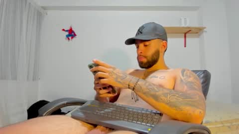 Rmy Steen online show from October 27, 1:53 am