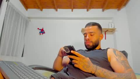 Snapshot of remy_sten chatting on May 21, 1:45 am Rmy Steen online show from May 21, 1:45 am