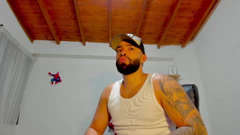 Snapshot of remy_sten chatting on June 14, 2:20 am Rmy Steen online show from June 14, 2:20 am