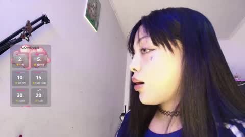 Snapshot of ren_yamashiro chatting on May 21, 12:17 am ren_yamashiro online show from May 21, 12:17 am