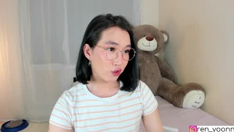 Snapshot of ren_yoonn chatting on July 2, 2:33 am Ren online show from July 2, 2:33 am