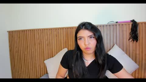 Snapshot of renata_aura chatting on June 21, 4:15 am Renata aura online show from June 21, 4:15 am
