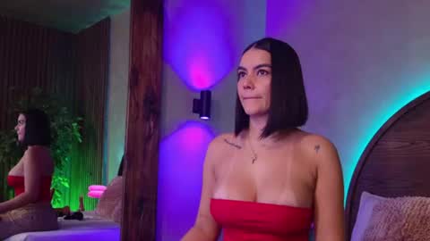 Snapshot of renata_black_ chatting on July 30, 10:03 am Renata online show from July 30, 10:03 am