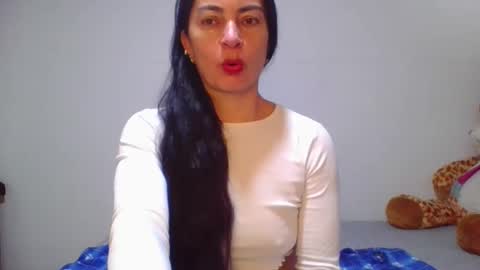 renata_hot1 online show from March 10, 8:03 pm