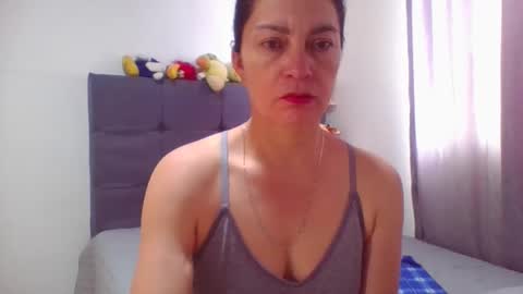 renata_hot1 online show from April 7, 7:25 pm