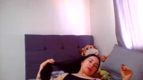 Snapshot of renata_hot1 chatting on June 16, 7:49 pm renata_hot1 online show from June 16, 7:49 pm