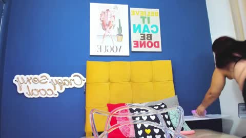 Snapshot of renata_milf_ chatting on February 6, 11:43 am renata_milf_ online show from February 6, 11:43 am