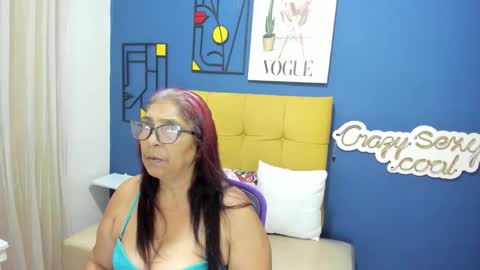 Snapshot of renata_milf_ chatting on September 17, 11:56 am renata_milf_ online show from September 17, 11:56 am