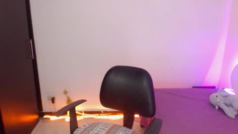    online show from October 17, 3:42 am