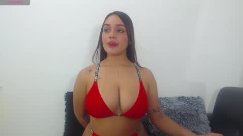 renatabrownn28 online show from May 16, 6:43 am
