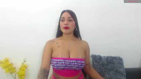renatabrownn28 online show from July 1, 3:08 am