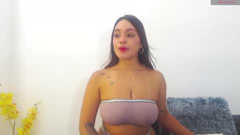 renatabrownn28 online show from July 20, 9:56 am