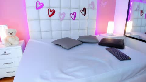 Snapshot of renatajhonson chatting on February 25, 10:39 pm Renata online show from February 25, 10:39 pm