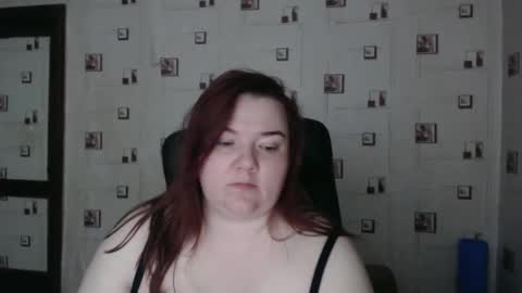 renataoia online show from March 17, 7:17 pm