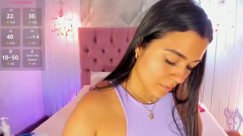 Snapshot of renatapeach chatting on June 5, 3:02 am RenataPeach online show from June 5, 3:02 am