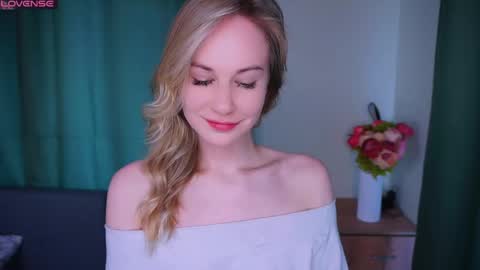 Emma online show from June 1, 2:30 pm