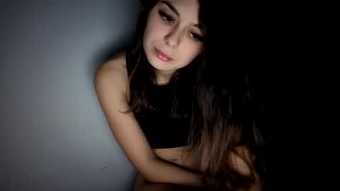 renee_loah online show from November 3, 9:48 pm