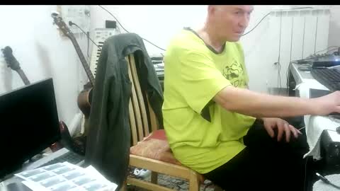 renefr online show from March 4, 11:22 pm