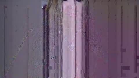 Snapshot of reneice chatting on November 16, 5:18 pm ReneIce online show from November 16, 5:18 pm