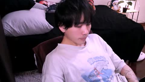 rennuts online show from November 19, 3:12 pm