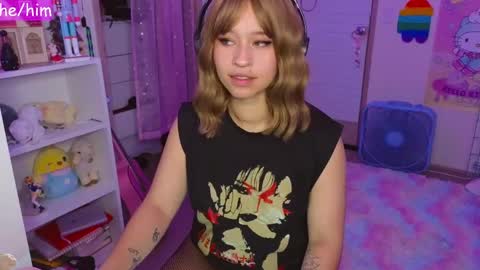 Snapshot of renpuppy chatting on March 11, 4:54 am REN online show from March 11, 4:54 am