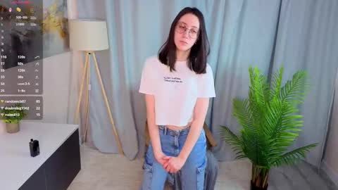 Kate online show from March 12, 4:07 am